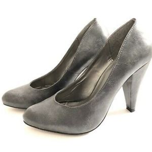 💜Reposh Madden girl gray heels